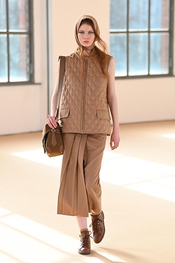Maxmara Runway Look 003 Max Mara Maxmara Runway Look 003 Max Mara