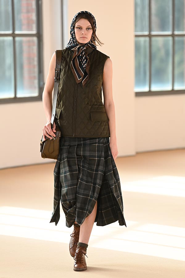 Maxmara Runway Look 010 Max Mara Maxmara Runway Look 010 Max Mara