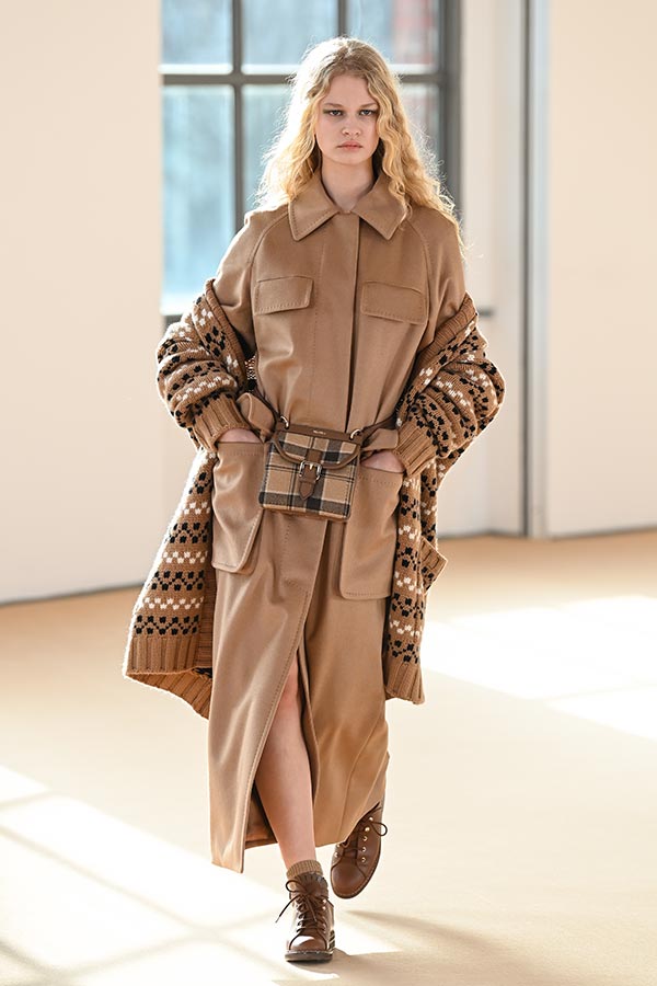 Maxmara Runway Look 020 Max Mara Maxmara Runway Look 020 Max Mara