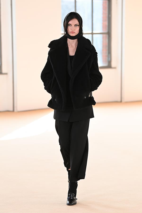 Maxmara Runway Look 040 Max Mara Maxmara Runway Look 040 Max Mara